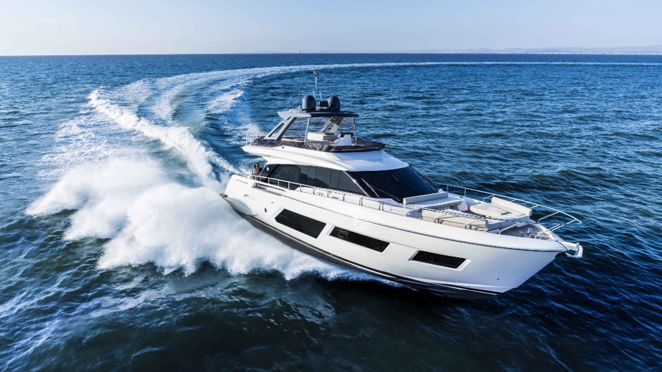 2019 Ferretti Yacht 670